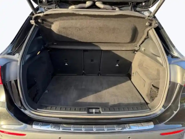Mercedes Gla 250 e hybrid eq amg line — photo 10