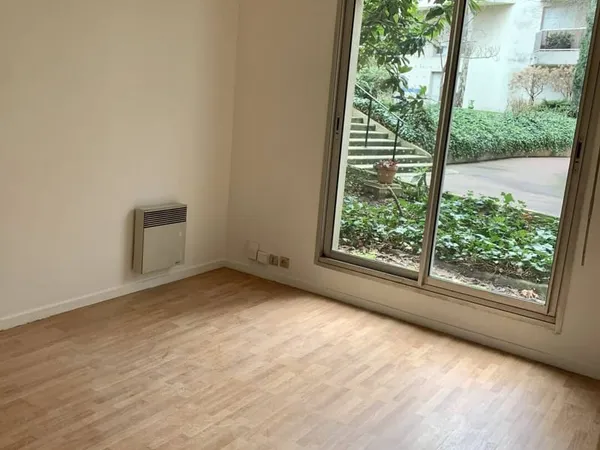 Studio 1 pièce 19 m²