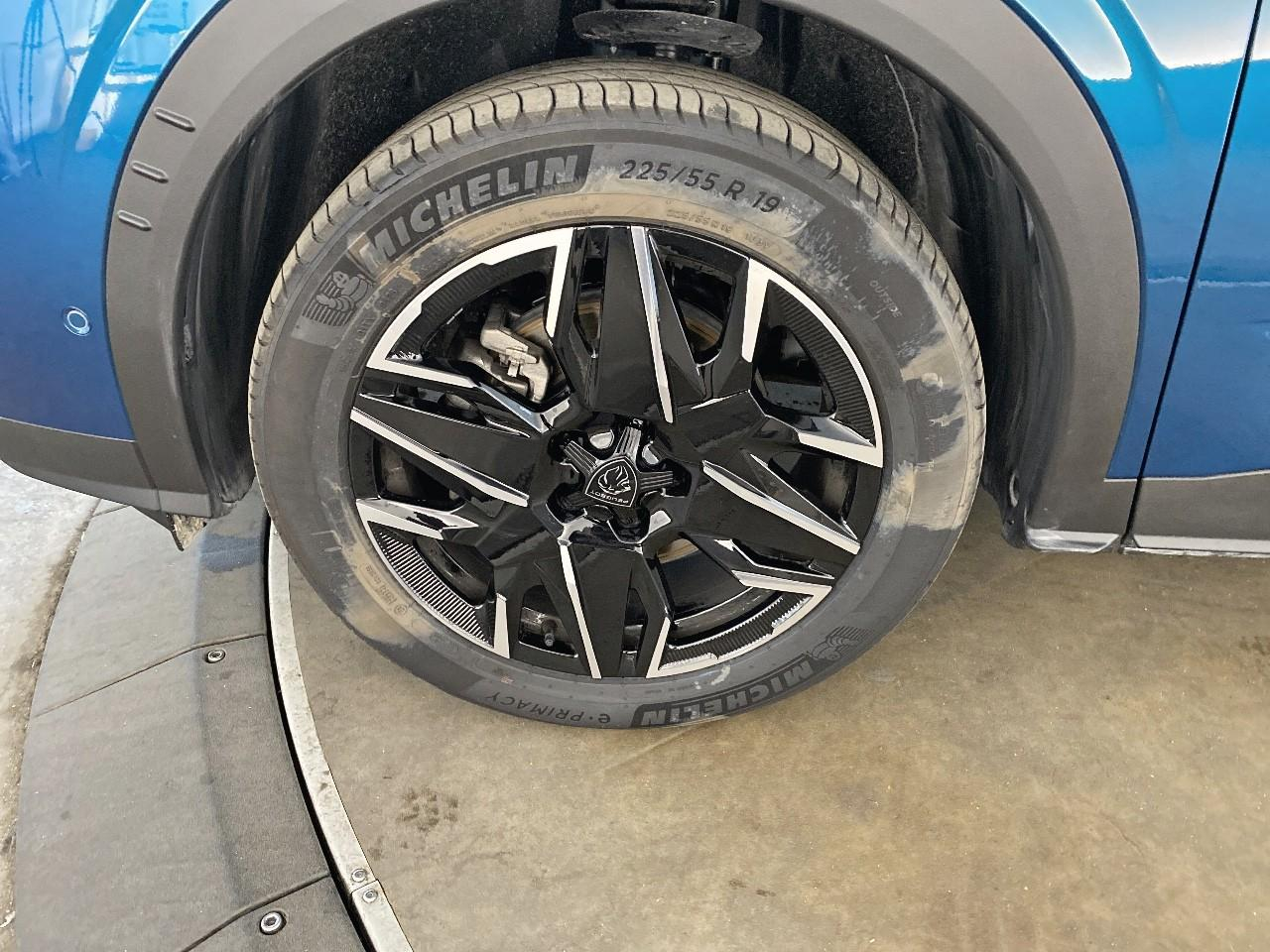 Peugeot 5008 hybrid 145 ch e-dcs6 gt — photo 11
