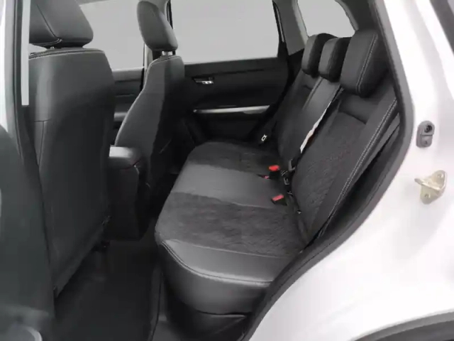 Suzuki Vitara 1.4 boosterjet auto — photo 10