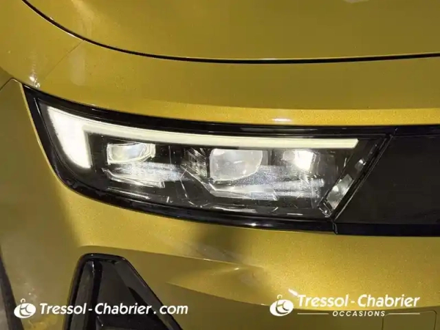 Opel Astra 1.2 turbo 130 ch bva8 — photo 8