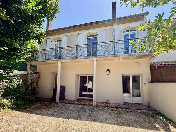 Maison Angoulême 6 pièce(s) 115 m2
