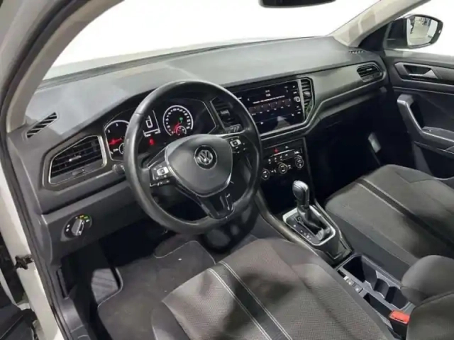 Volkswagen T-Roc 2.0 tdi 150 start/stop dsg7 lounge — photo 10