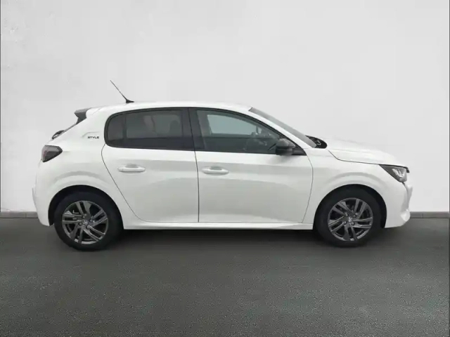 Peugeot 208 puretech 75 s&amp;s bvm5 — photo 4