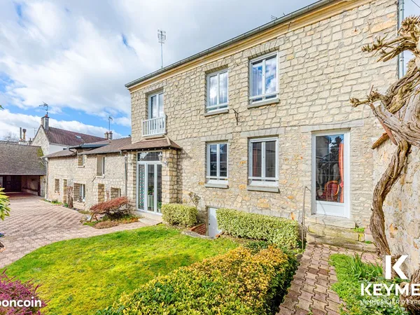 Propriété 10 pièces 192 m²