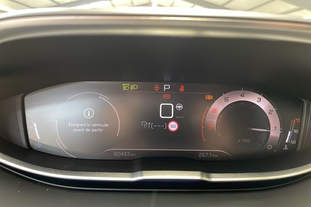 Peugeot 5008 — photo 22