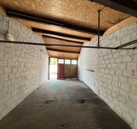 Loue box 30m2