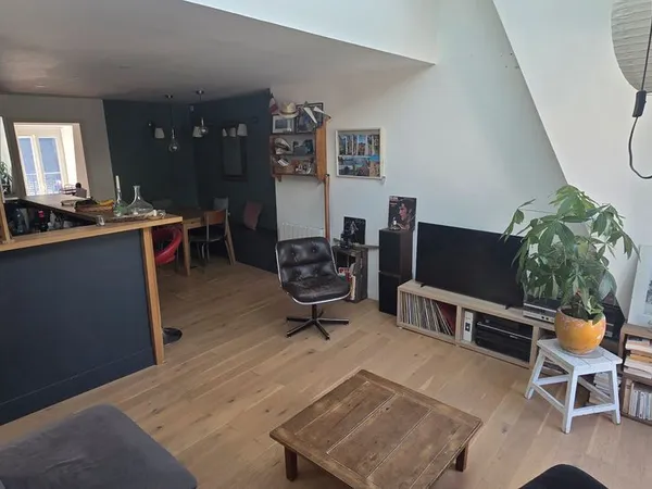 Appartement duplex type F4 meublé