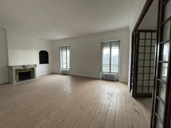 Bureaux 133 m²