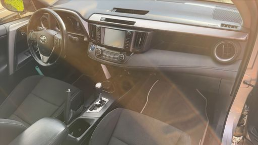 Toyota RAV4 2.5 VVTi 197 Hybrid 2WD E-CVT - Dynamic – 2018 – 86598 km – Hybride essence – Boîte Automatique — photo 12