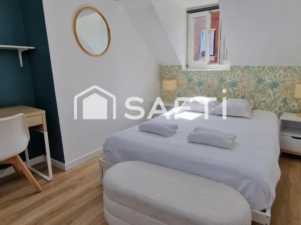 maison atypique en bonne état de 42m², 2 chambres, 2 salles d'eau, 2 toilettes,