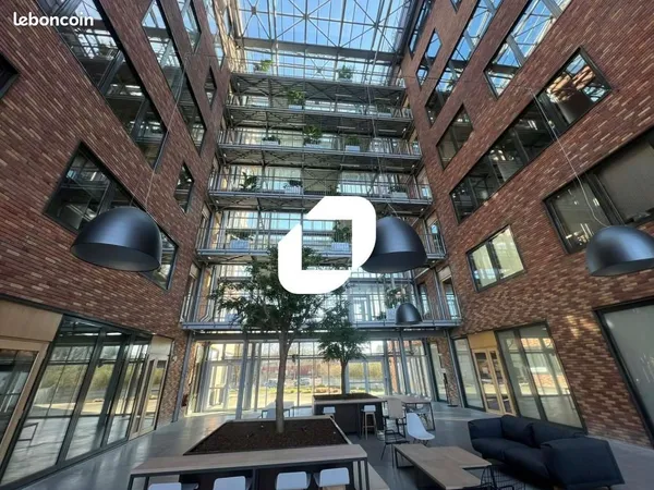 Bureaux 2 147 m²