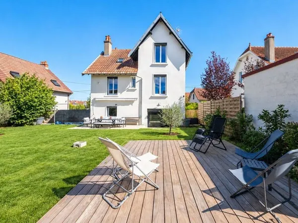 Maison 5 pièces 140 m²