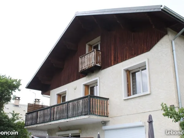 Loue T5 150m² Barcelonnette
