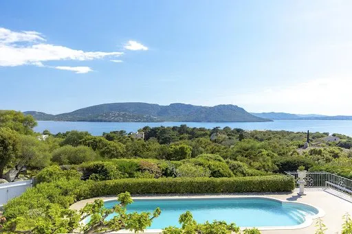 Villa 10 pièces 289 m²