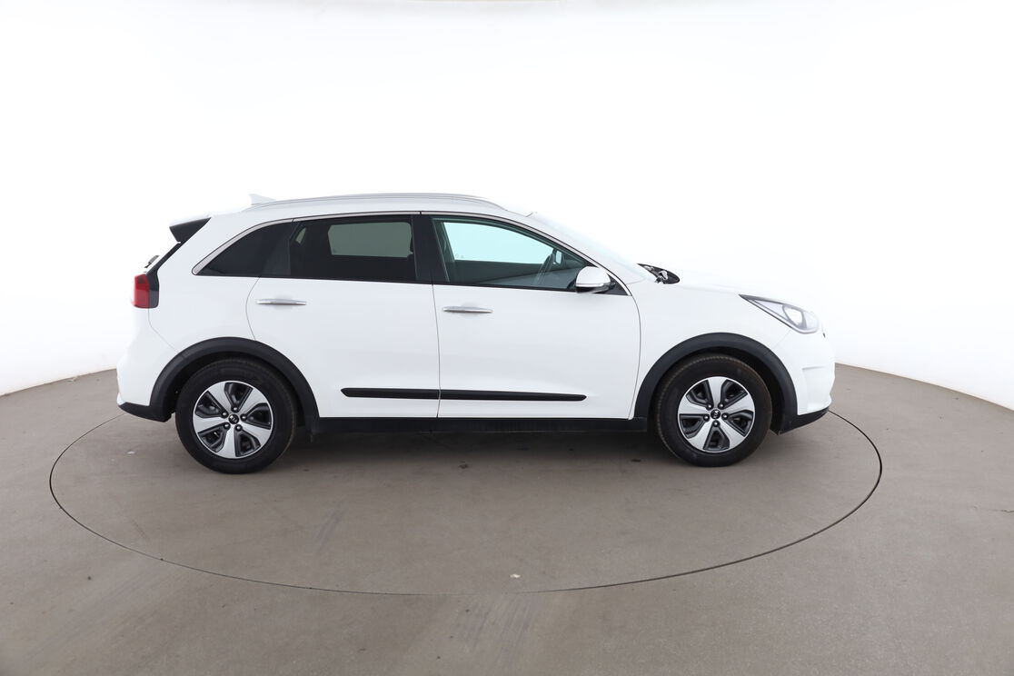 Kia Niro 1.6 GDi ISG Hybride Active DCT6 — photo 6