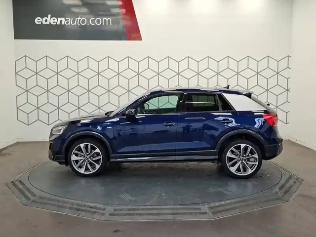 Audi Q2 35 tdi 150 s tronic 7 — photo 2