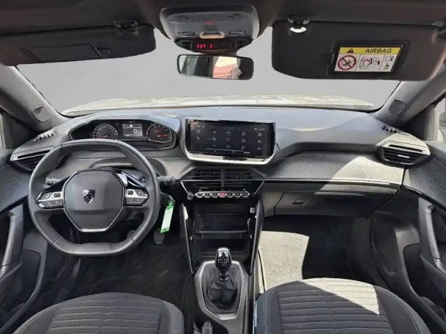 Peugeot 2008 puretech 100 s&amp;s bvm6 — photo 7