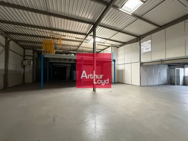 Local d'activité 545 m²