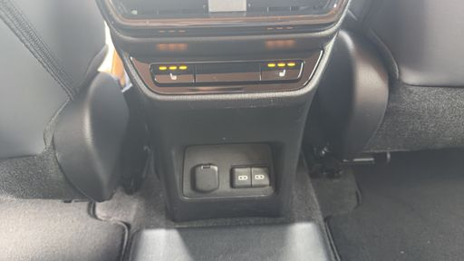 Lexus NX 450h+ 2.5 VVT-i 309 Plug in Hybrid CVT - Executive – 2022 – 73653 km – Hybride rechargeable – Boîte Automatique — photo 3