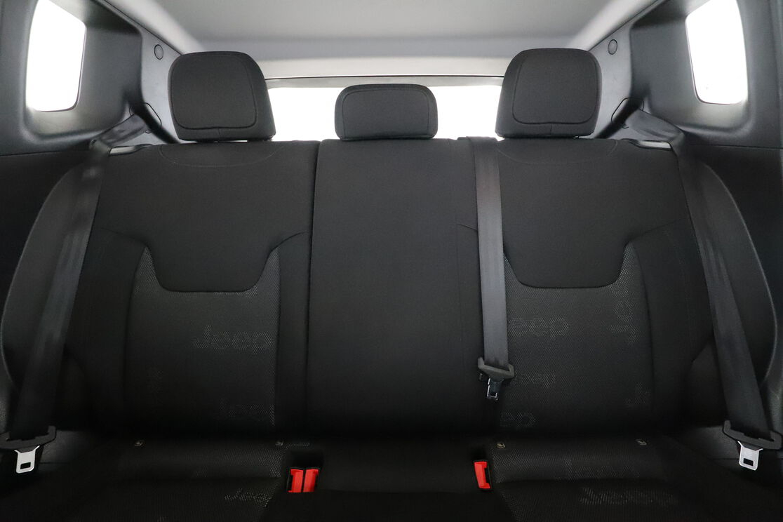 Jeep Renegade 1.6 E.torQ Evo South Beach — photo 14