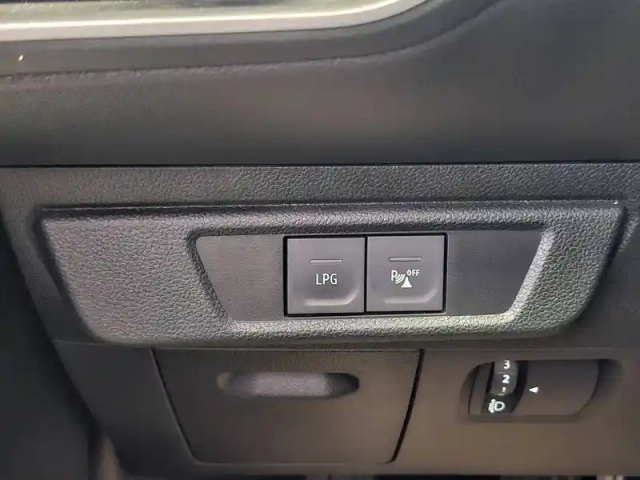 Dacia Sandero eco-g 100 — photo 33
