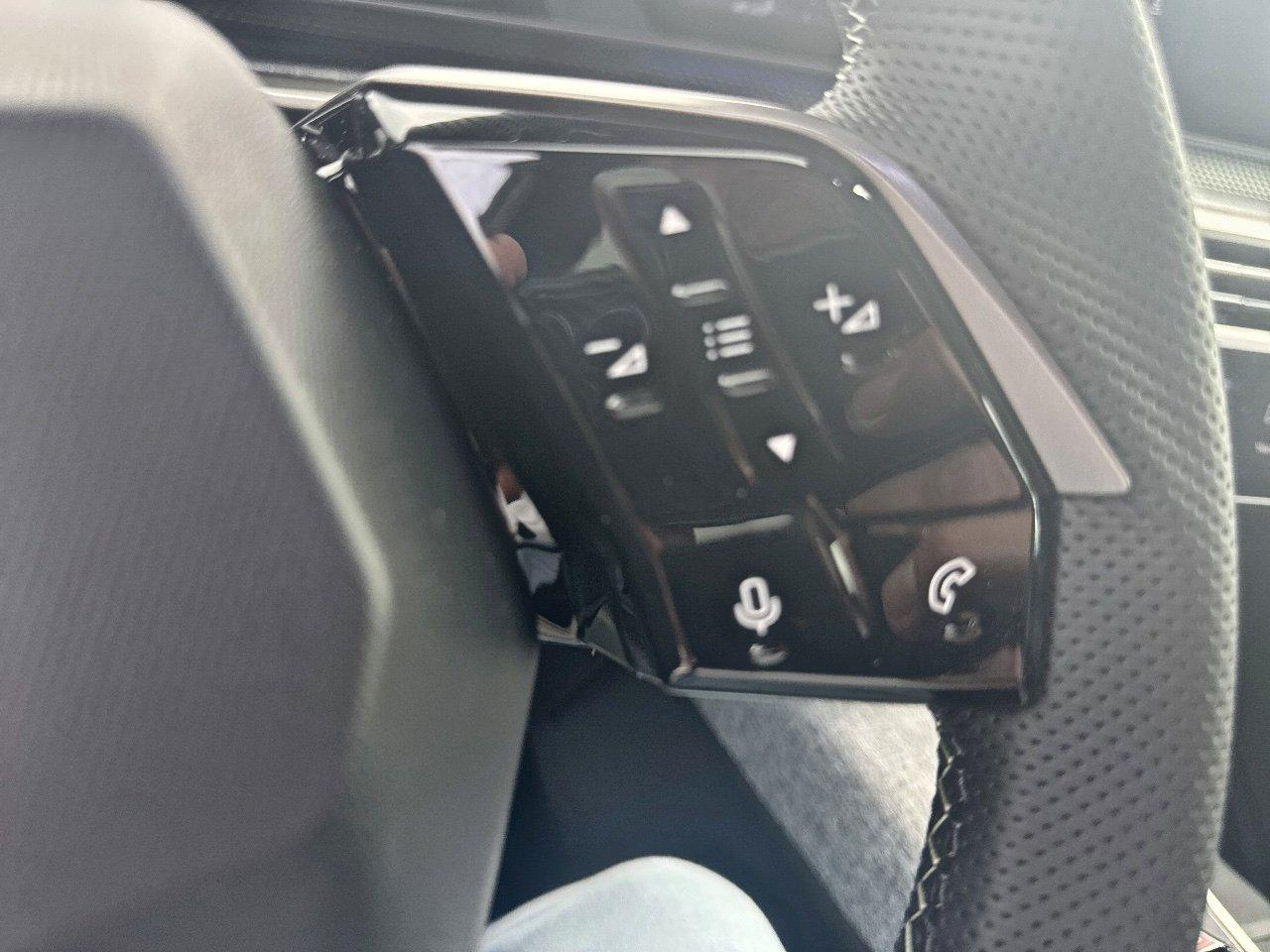 Peugeot 5008 hybrid 145ch gt e-dcs6 — photo 17
