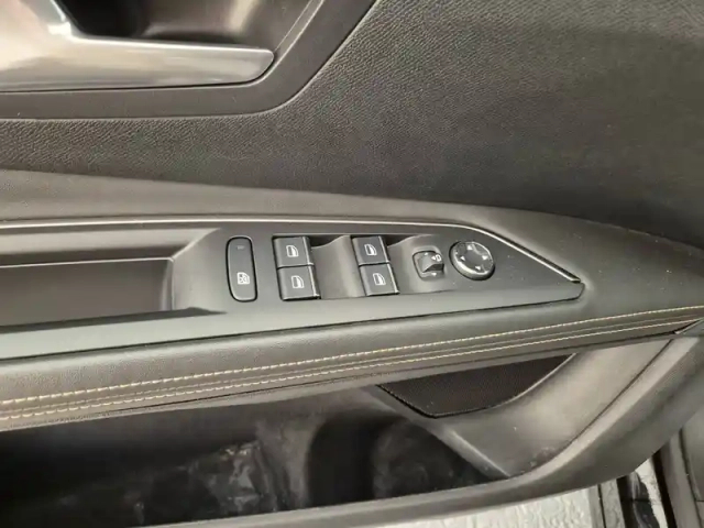 Peugeot 3008 bluehdi 130ch s&amp;s eat8 — photo 23
