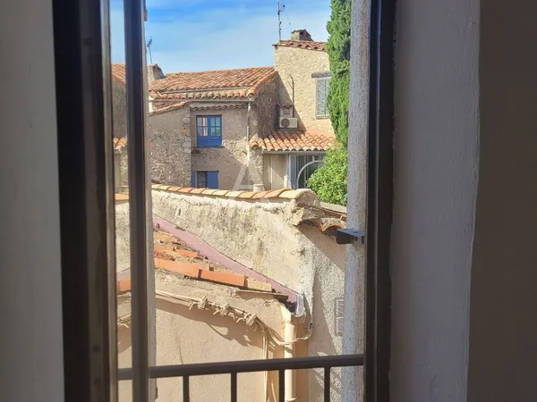 Studio 4 pièces 69 m²