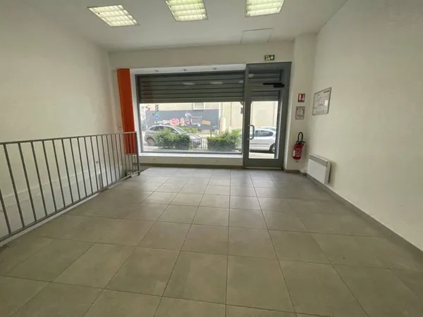 Local commercial 35 m²