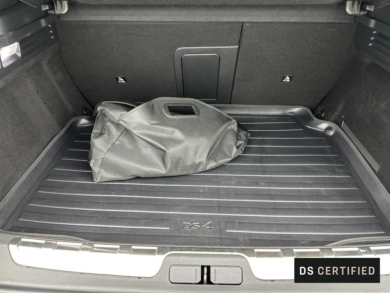 Ds Ds 4 hybride e-tense 225 eat8 performance line+ — photo 14
