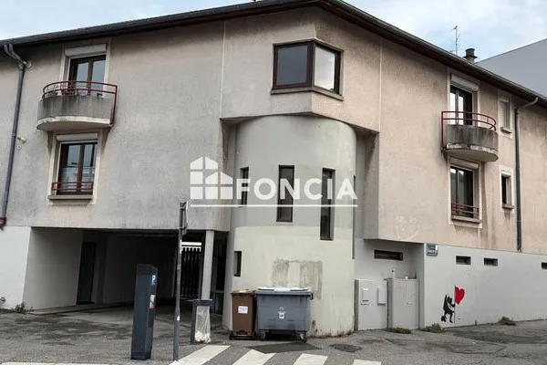 Parking 16 m²