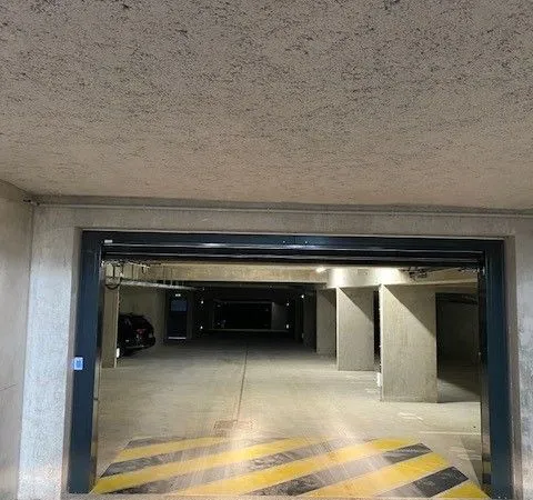 🅿️ Parking à louer - 13 m² - Centre-ville de Saint-Julien-en-Genevois
