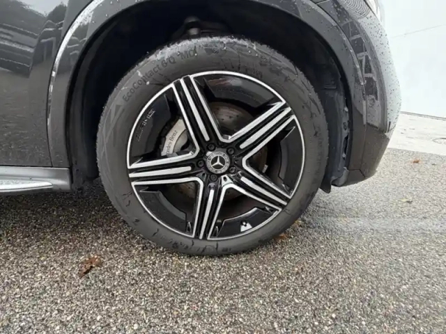 Mercedes Glc 220 d 4matic amg line — photo 9