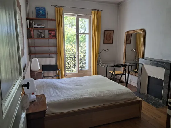 Loue chambre en colocation dans appartement