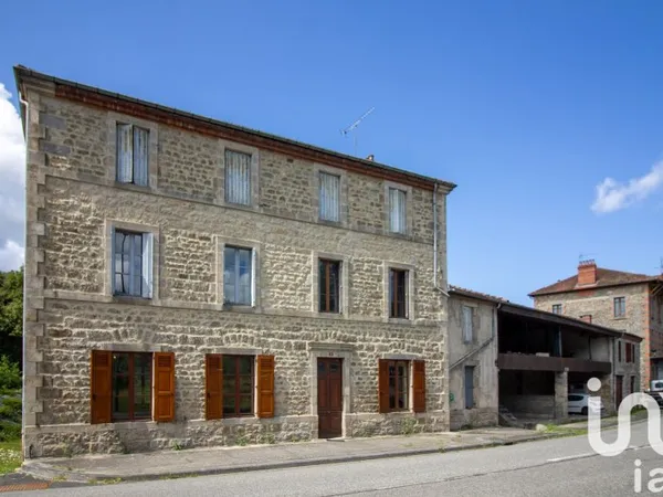 Maison 10 pièces 260 m²