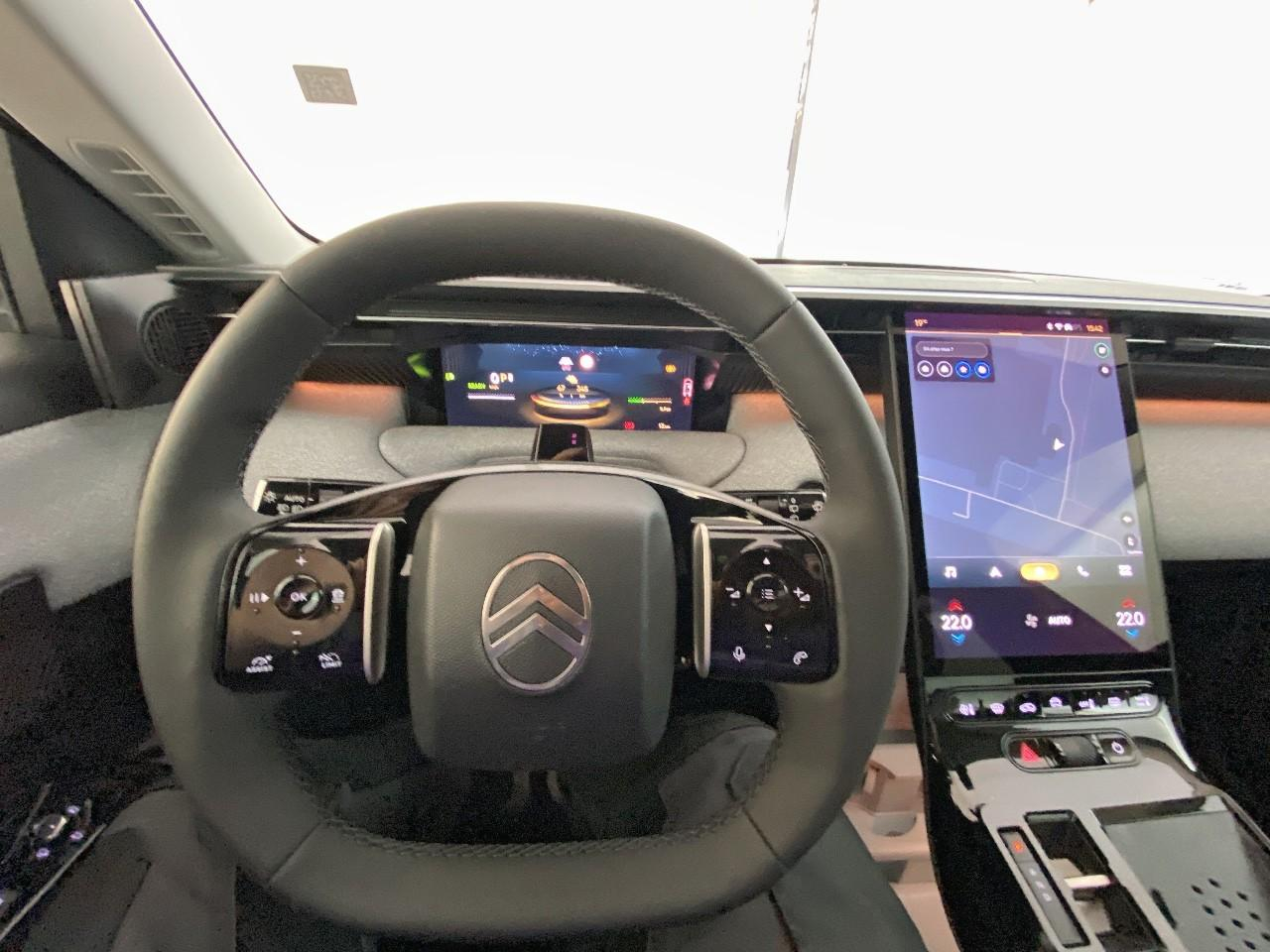 Citroën C5 Aircross e-c5 aircross 210 ch autonomie confort max — photo 12