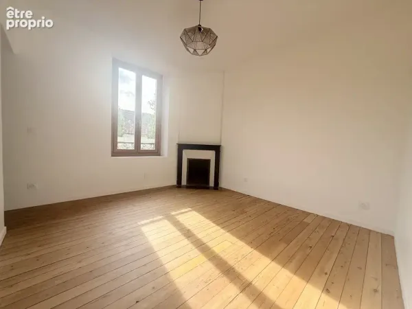 Maison Meulière rénovée DPE C Dépendance neuve de 40 m2 Aucun travaux