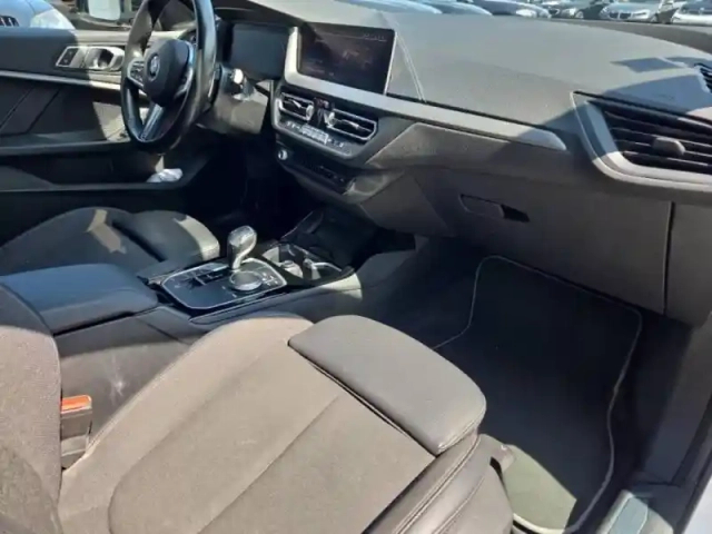 Bmw Serie 1 série 1 118da 150ch edition sport 8cv — photo 9
