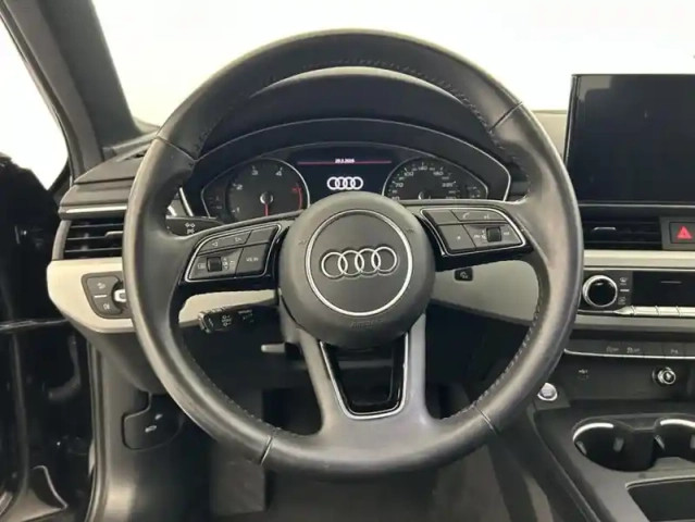 Audi A4 35 tdi 163 s tronic 7 design 5p — photo 15