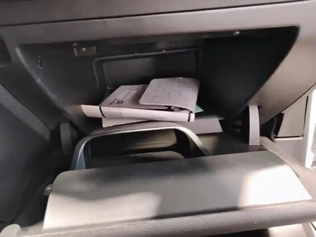 Citroën C3 puretech 83 s&amp;s bvm5 shine — photo 16