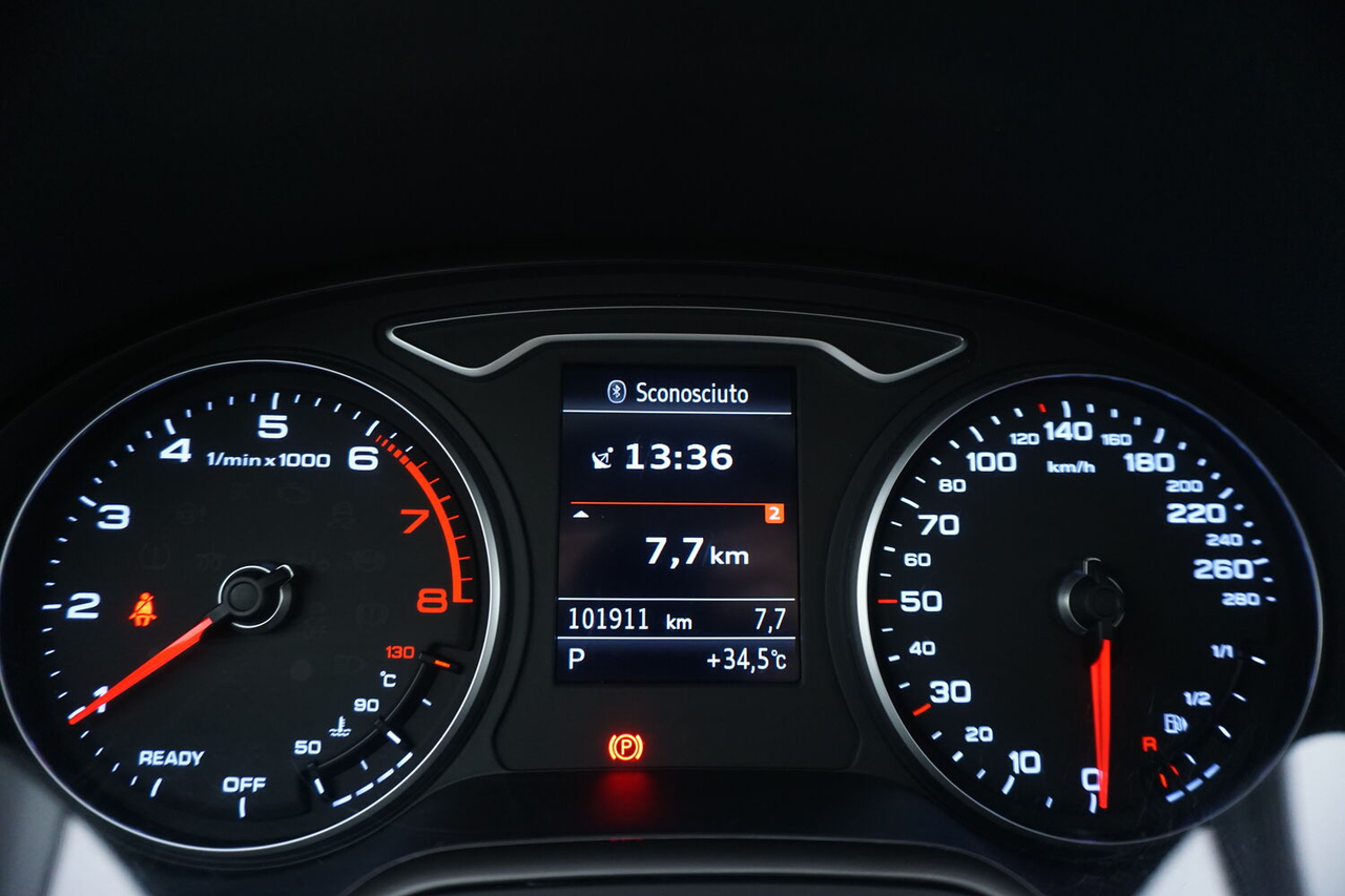 Audi Q2 — photo 14