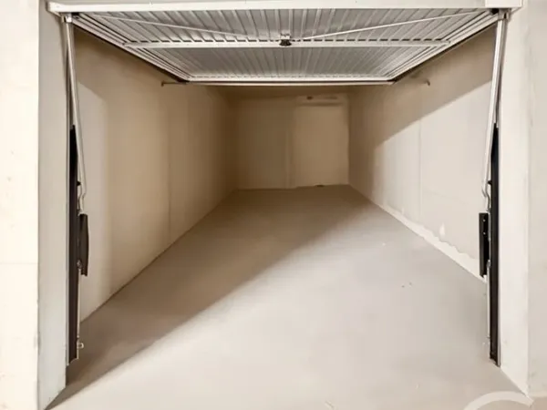 Parking 25 m²