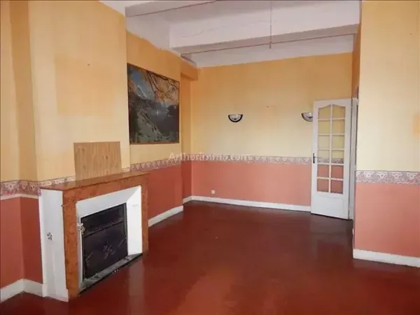 Maison 7 pièces 245 m²