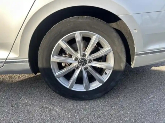 Volkswagen Passat sw 2.0 tdi evo 150ch lounge dsg7 8cv — photo 9