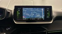 Peugeot 2008 1.2 PureTech 130ch S&S GT EAT8 — photo 19