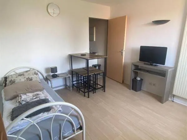 Studio 1 pièce 19 m²