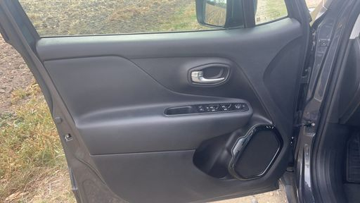 Jeep Renegade 1.3 i 190 4xe Plug in Hybrid 4WD DCT6 - Brooklyn – 2022 – 78835 km – Hybride rechargeable – Boîte Automatique — photo 20