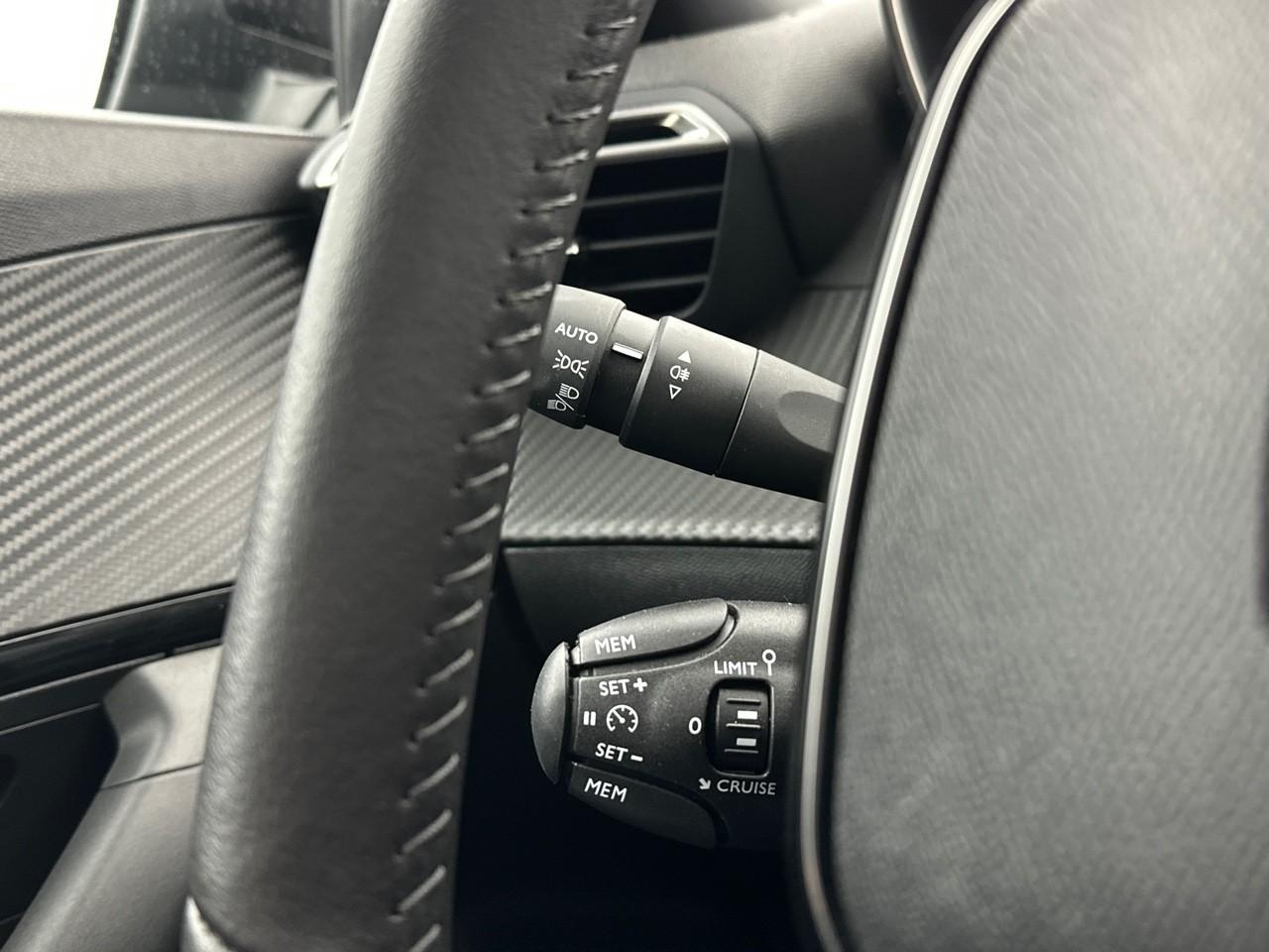 Peugeot 2008 100 s&s bvm6 style — photo 19