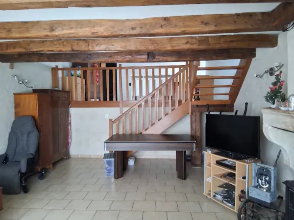 Maison 5 pièces 218 m²